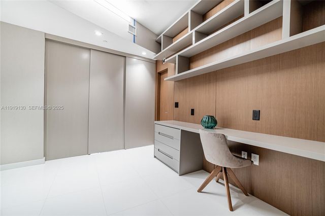 851 NE 1st Ave 3511, Miami, FL 33132