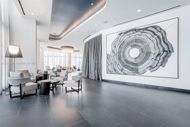 851 NE 1st Ave 3511, Miami, FL 33132