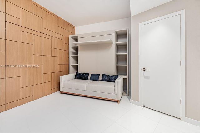 851 NE 1st Ave 3511, Miami, FL 33132