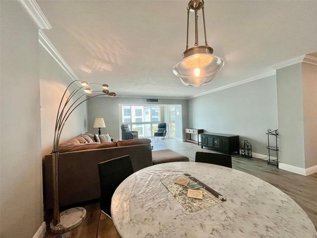 851 BAYWAY BOULEVARD 405, Clearwater Beach, FL 33767