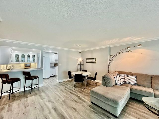 851 BAYWAY BOULEVARD 405, Clearwater Beach, FL 33767