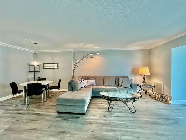 851 BAYWAY BOULEVARD 405, Clearwater Beach, FL 33767