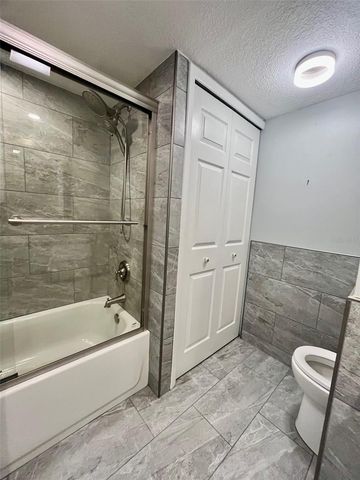 851 BAYWAY BOULEVARD 405, Clearwater Beach, FL 33767