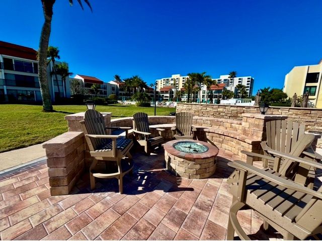 851 BAYWAY BOULEVARD 405, Clearwater Beach, FL 33767