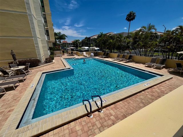 851 BAYWAY BOULEVARD 405, Clearwater Beach, FL 33767