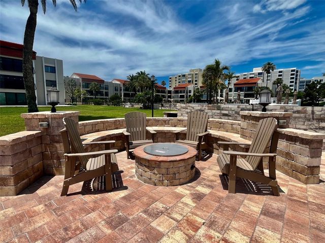 851 BAYWAY BOULEVARD 405, Clearwater Beach, FL 33767