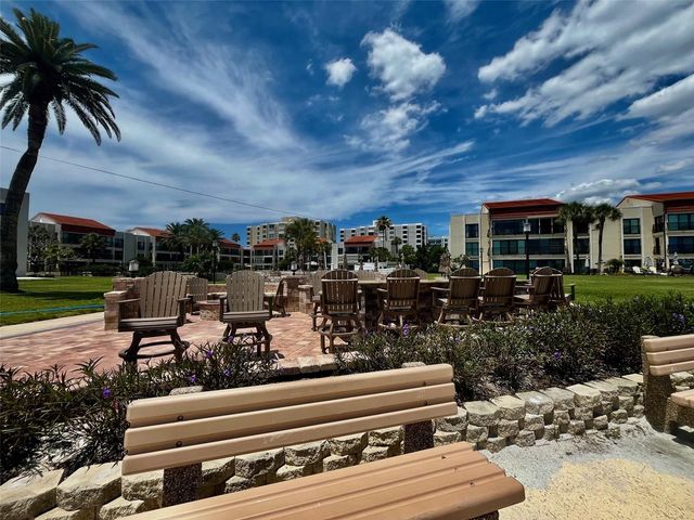 851 BAYWAY BOULEVARD 405, Clearwater Beach, FL 33767