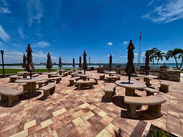 851 BAYWAY BOULEVARD 405, Clearwater Beach, FL 33767