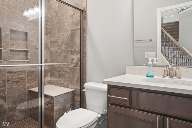 1951 Cobbett Drive, Avon, IN 46123