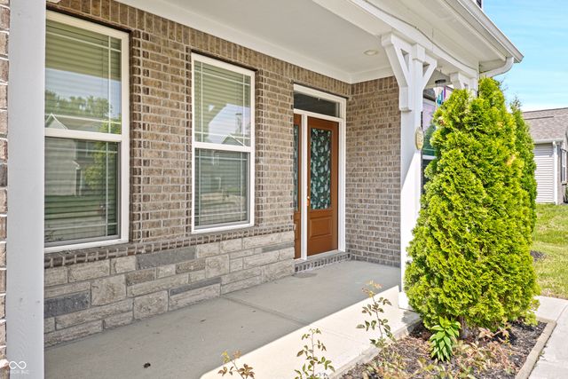 1951 Cobbett Drive, Avon, IN 46123