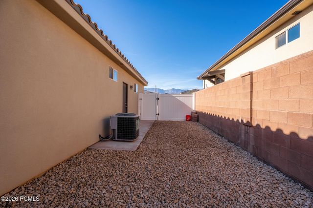 3445 W 120 N, Hurricane, UT 84737