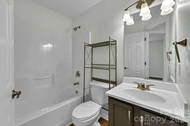 85 Rotunda Circle, Asheville, NC 28806