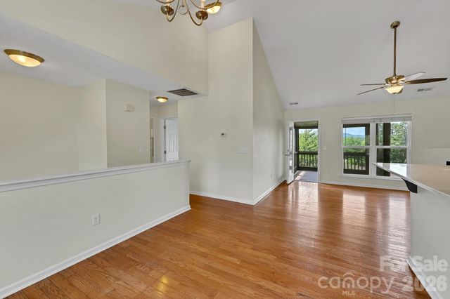 85 Rotunda Circle, Asheville, NC 28806