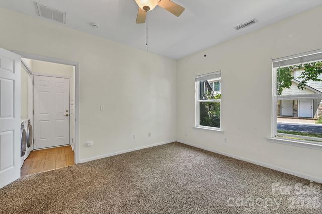85 Rotunda Circle, Asheville, NC 28806