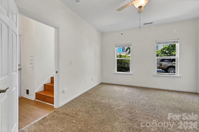 85 Rotunda Circle, Asheville, NC 28806