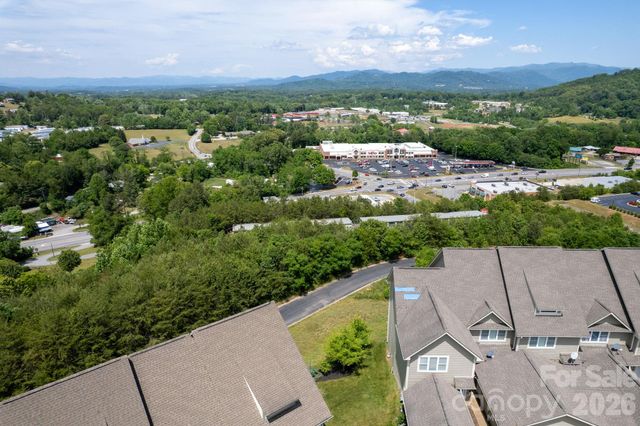 85 Rotunda Circle, Asheville, NC 28806