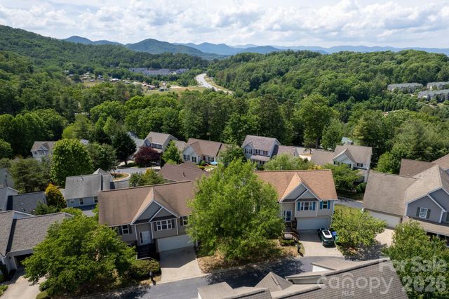 85 Rotunda Circle, Asheville, NC 28806