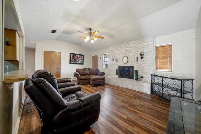 4032 Vicky St, Big Spring, TX 79720