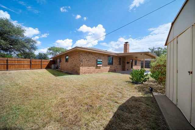 4032 Vicky St, Big Spring, TX 79720