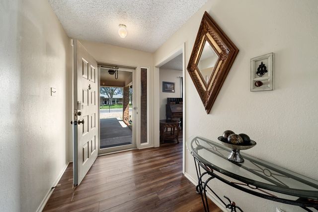 4032 Vicky St, Big Spring, TX 79720