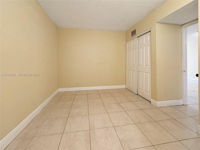 410 NW 68th Avenue 207, Plantation, FL 33317