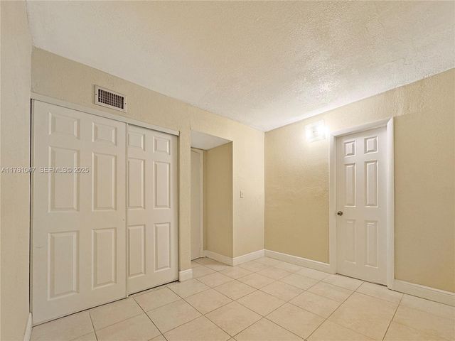 410 NW 68th Avenue 207, Plantation, FL 33317