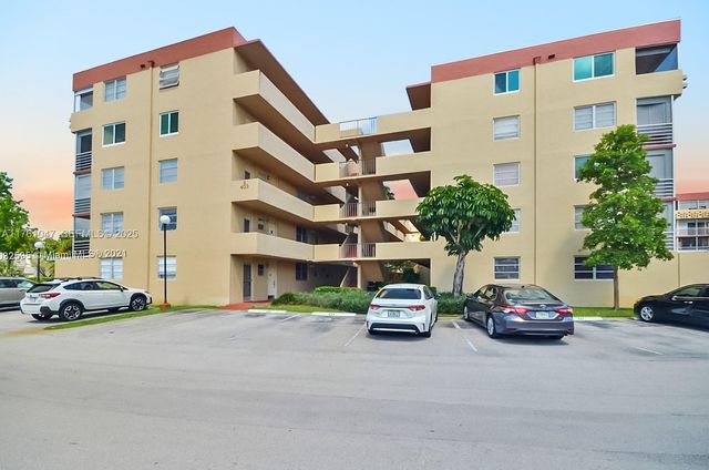 410 NW 68th Avenue 207, Plantation, FL 33317
