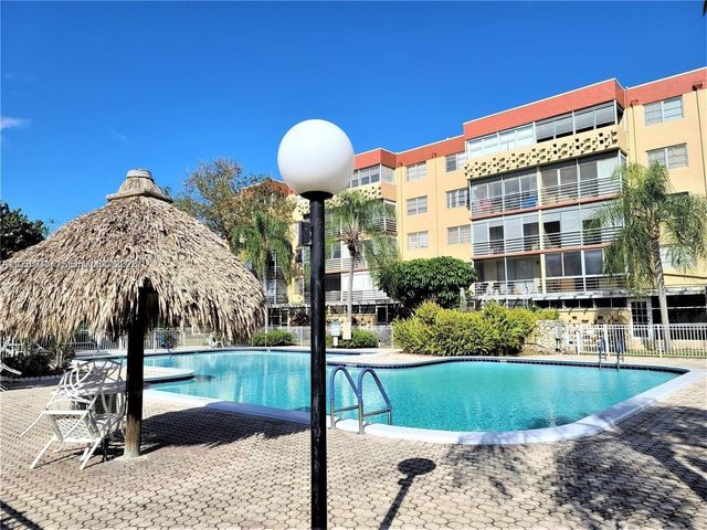 410 NW 68th Avenue 207, Plantation, FL 33317