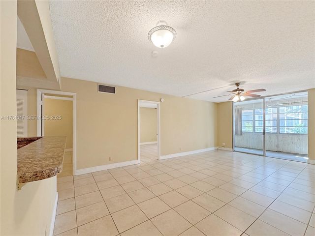 410 NW 68th Avenue 207, Plantation, FL 33317