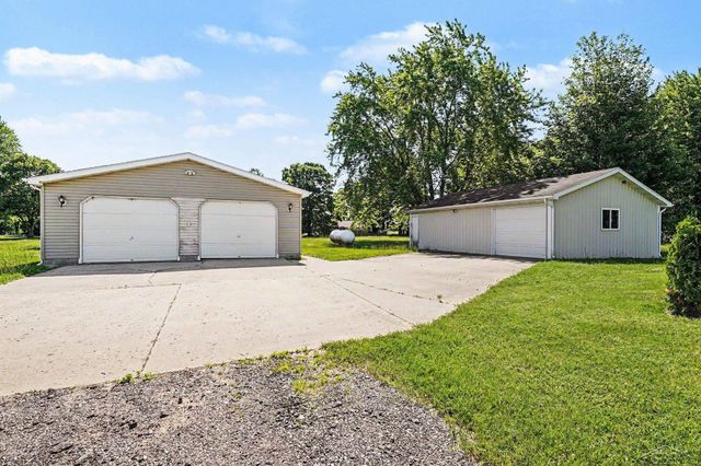12725 Baldwin Drive, Chesaning, MI 48616