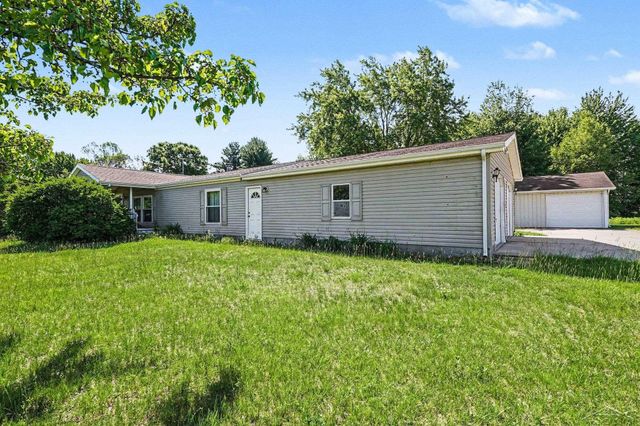 12725 Baldwin Drive, Chesaning, MI 48616