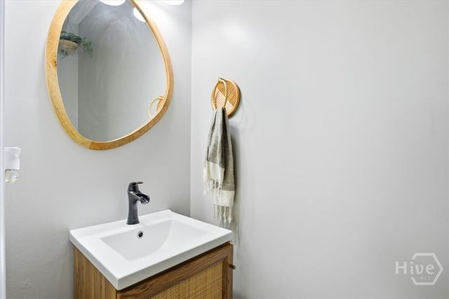 6 Whispering Oaks Trail, Savannah, GA 31419