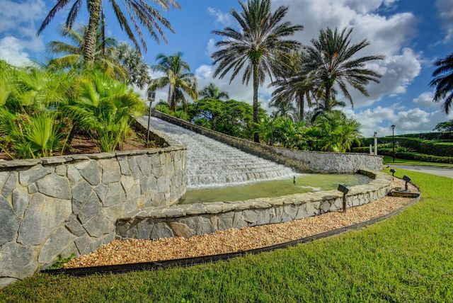 9386 Bridgeport Drive, West Palm Beach, FL 33411