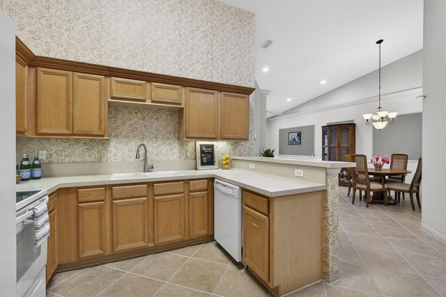9386 Bridgeport Drive, West Palm Beach, FL 33411