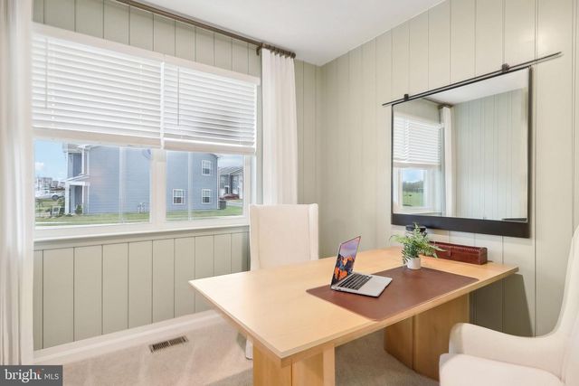 106 LEMLEY DR, Stephens City, VA 22655