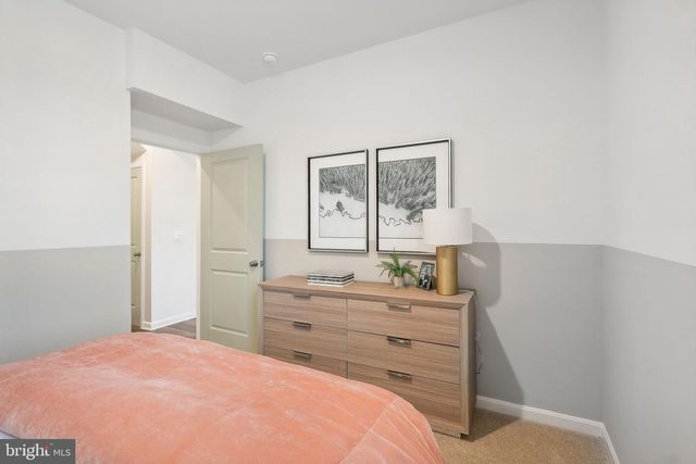 106 LEMLEY DR, Stephens City, VA 22655