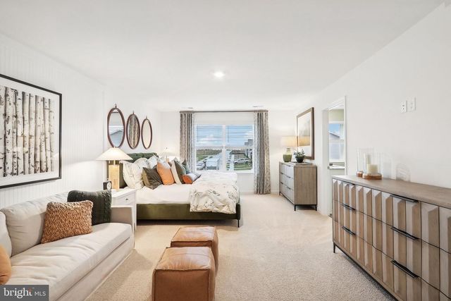 106 LEMLEY DR, Stephens City, VA 22655