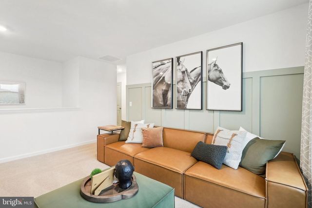 106 LEMLEY DR, Stephens City, VA 22655