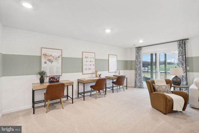 106 LEMLEY DR, Stephens City, VA 22655