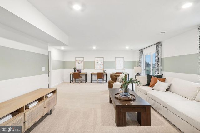 106 LEMLEY DR, Stephens City, VA 22655