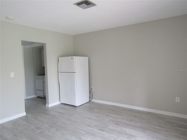 3553 LONGMEADOW 27, Sarasota, FL 34235