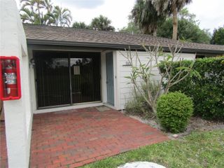 3553 LONGMEADOW 27, Sarasota, FL 34235