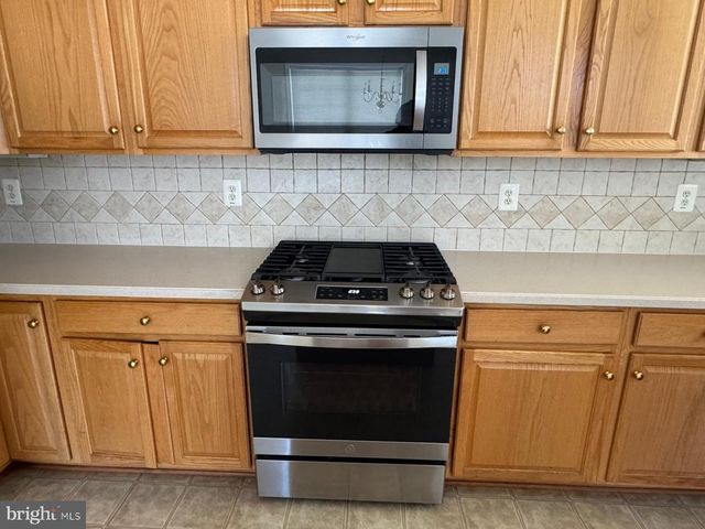 42474 MAGELLAN SQ, Brambleton, VA 20148