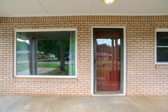 314 SW 3rd Street, Perkins, OK 74059