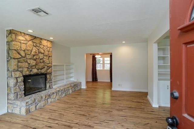 314 SW 3rd Street, Perkins, OK 74059
