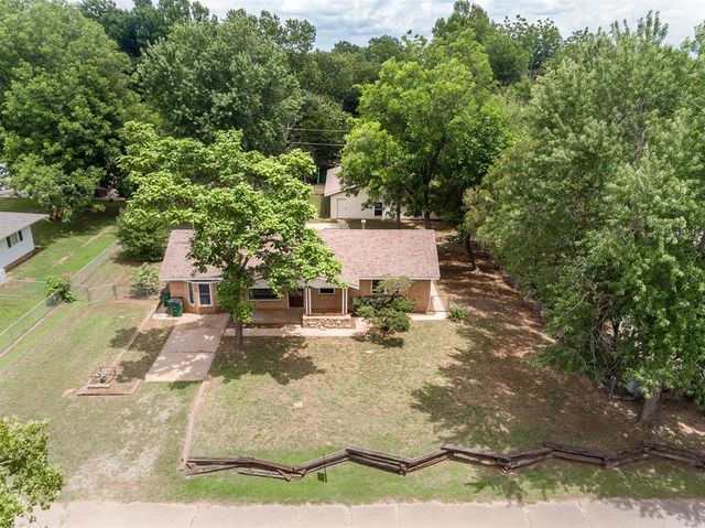 314 SW 3rd Street, Perkins, OK 74059