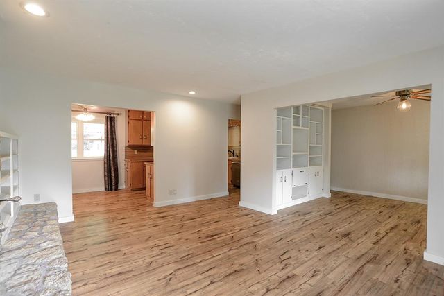 314 SW 3rd Street, Perkins, OK 74059