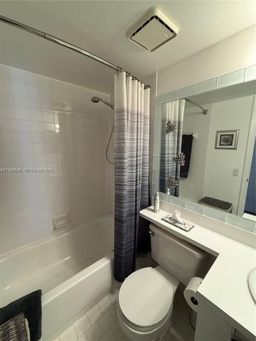 609 Waterside Drive 609, Hypoluxo, FL 33462