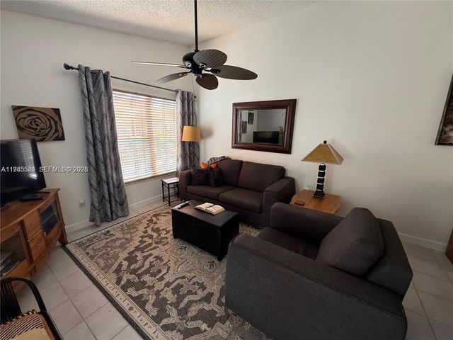 609 Waterside Drive 609, Hypoluxo, FL 33462