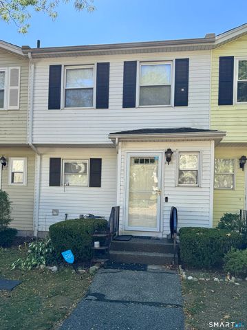 25 Padanaram Road 63, Danbury, CT 06811